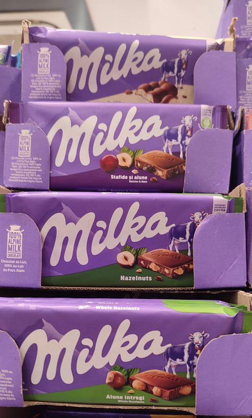شکلات فندق تکه ای میلکا۱۰۰ گرمی اورجینال